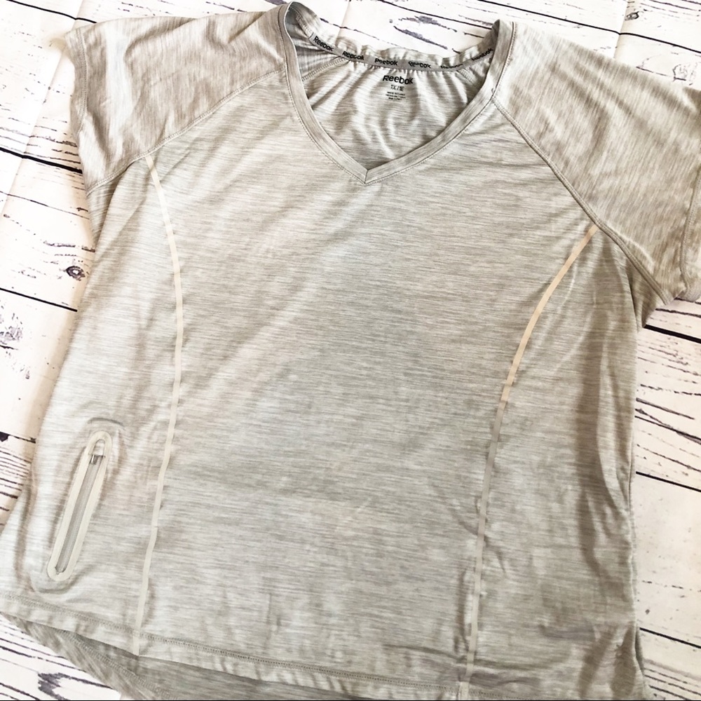 REEBOK l XL grey reflective shirt w/ zipper pocket